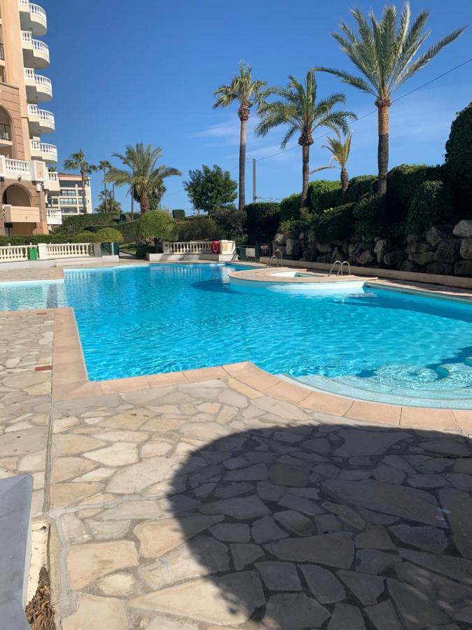 Le Palm Azur - Vue Mer Sur Les Iles De Lerins Канни Екстер'єр фото